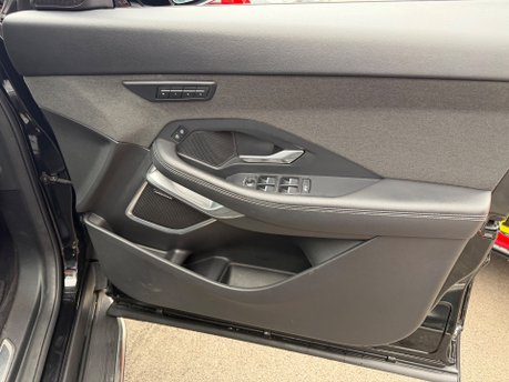 Jaguar E-Pace 1.5 P300e 11.5kWh R-Dynamic HSE SUV 5dr Petrol Plug-in Hybrid AWD 309PS 25