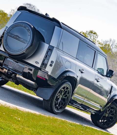 Land Rover Defender 110 Hard Top X-Dynamic HSE 1