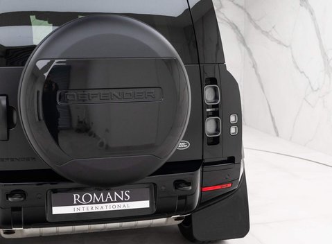 Land Rover Defender X 22