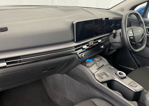 Kia Sportage 1.6 T-GDi HEV PURE 8