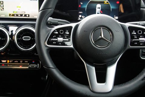 Mercedes-Benz A Class A 200 SPORT 18