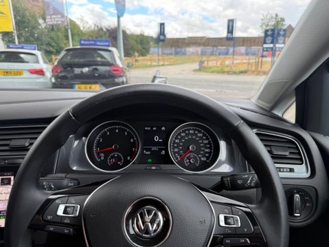 Volkswagen Golf 1.4 TSI SE Nav Euro 6 (s/s) 5dr 36