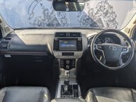 Toyota Land Cruiser D Invincible 14