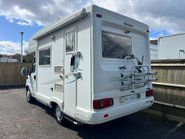 Auto-Sleepers Nuevo ES 4 BERTH PEUGEOT BOXER 2.2 HDI CHASSIS 3