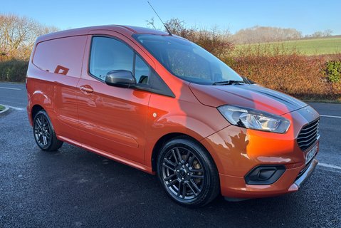Ford Transit Courier Sport 1.0 Ecoboost - Sat Nav / Rear Camera 5
