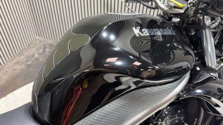 Kawasaki Er ER6 N 2010 ONLY 17K FULL LUGGAGE MOT SEPTEMBER 2027 650CC 44