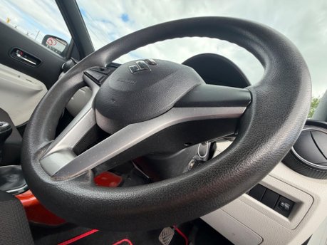 Suzuki Ignis SZ-T DUALJET 14