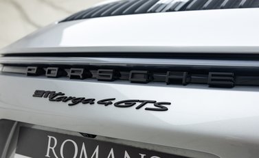 Porsche 911 Targa 4 GTS (992) 49