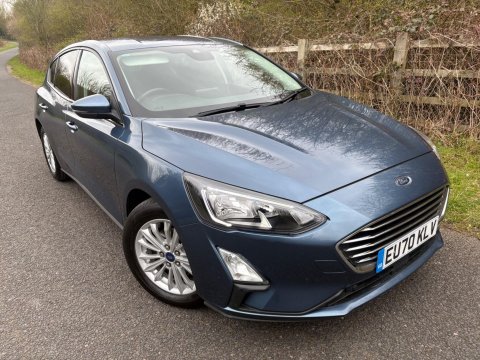 Ford Focus TITANIUM 1