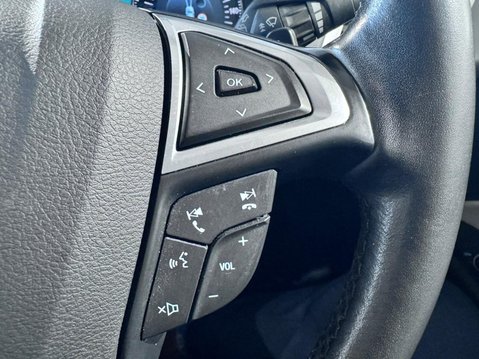 Ford Mondeo 2.0 TDCi Vignale Powershift Euro 6 (s/s) 5dr 23