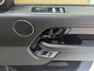 Land Rover Range Rover 3.0 Range Rover Vogue D MHEV Auto 4WD 5dr 33