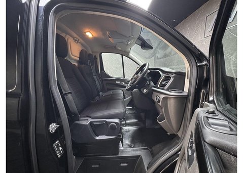 Ford Transit Custom 2.0 300 EcoBlue Limited Panel Van 5dr Diesel Manual L2 H1 Euro 6 (s/s) (130 29