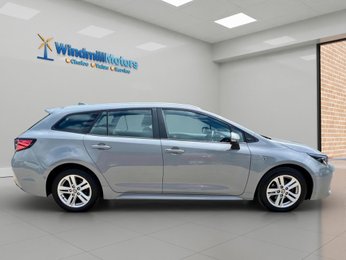 Toyota Corolla 1.8 VVT-h Icon Tech Touring Sports CVT Euro 6 (s/s) 5dr