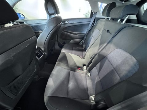 Hyundai TUCSON 1.6 GDi Blue Drive SE Nav Euro 6 (s/s) 5dr 29
