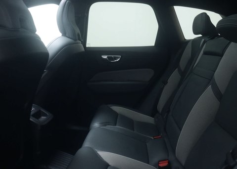 Volvo XC60 2.0 XC60 R-Design T6 Recharge AWD Auto 4WD 5dr 52