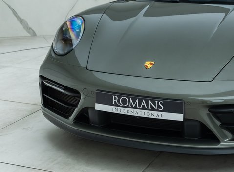 Porsche 911 Targa 4 GTS (992) 27