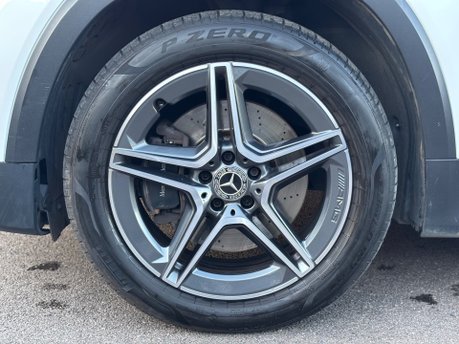 Mercedes-Benz GLB 2.0 GLB220d AMG Line (Premium Plus) SUV 5dr Diesel 8G-DCT 4MATIC Euro 6 8