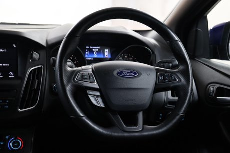 Ford Focus ST-LINE X 46