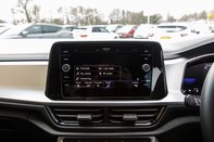 Volkswagen T-Roc LIFE TSI 27