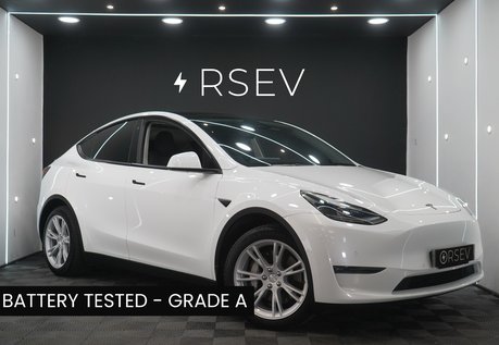 Tesla Model Y LONG RANGE AWD GROK AI Pano Roof Adaptive LEDs Black Interior