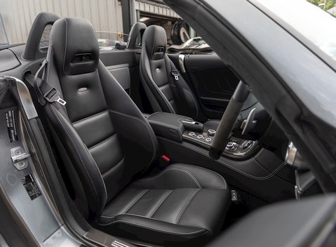 Mercedes-Benz SLS AMG Roadster 14