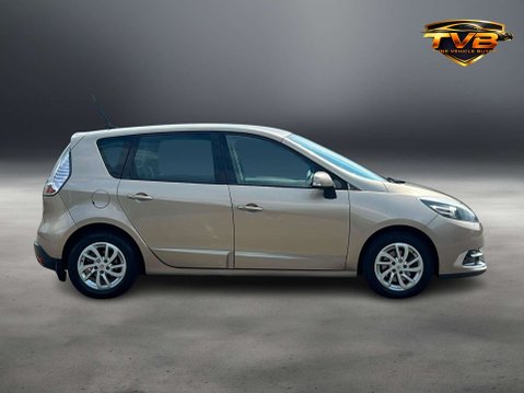 Renault Scenic 1.5 Scenic Dynamique TomTom Energy dCi S/S 5dr - NATIONAL DELIVERY* 2