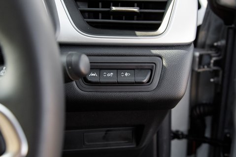 Renault Captur TECHNO E-TECH 15