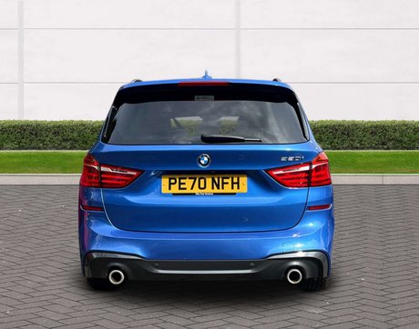 BMW 2 Series 2.0 220i M Sport Auto 5dr 5