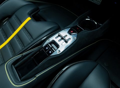 Ferrari SF90 Stradale 20