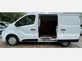 Renault Trafic 1.6 dCi 27 Business+ SWB Standard Roof Euro 5 5dr 20