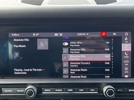 Porsche Macan 3.0 Macan S Semi-Auto 4WD 5dr 35