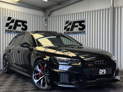 Audi RS4 2.9 TFSI V6 Estate 5dr Petrol Tiptronic quattro Euro 6 (s/s) (450 ps)