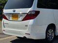 Toyota Alphard Hybrid 34