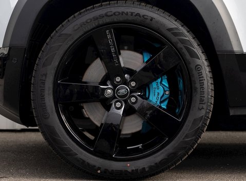 Land Rover Defender 90 V8 10