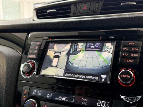 Nissan Qashqai 1.2 DIG-T N-Connecta 2WD Euro 6 (s/s) 5dr 77