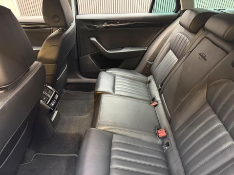 Skoda Superb 2.0 TDI Laurin & Klement Euro 6 (s/s) 5dr 45