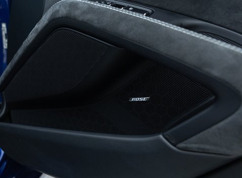 Porsche Cayman GT4 (718) 23