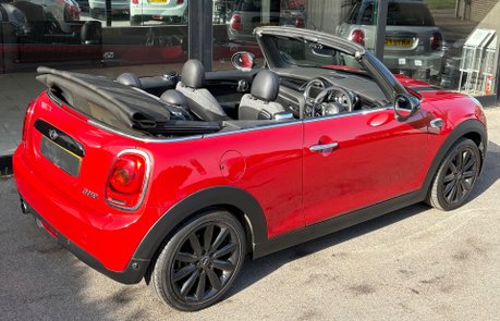 Mini Convertible Cooper 1.5 Chili / Media - SAT NAV + MINI CONNECTED + 17" ALLOYS 12