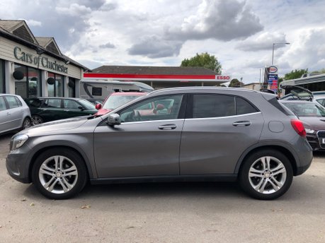 Mercedes-Benz GLA Class GLA220 CDI 4MATIC SE PREMIUM PLUS 70000m Pan Roof Beige Interior 13