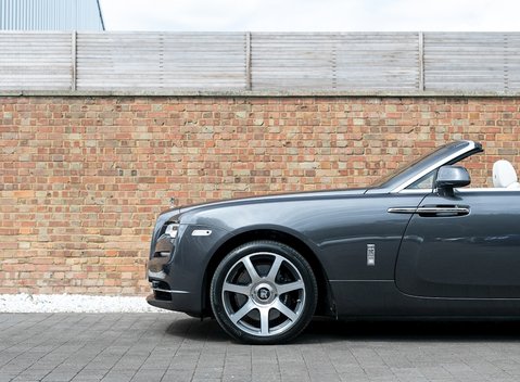 Rolls-Royce Dawn 26