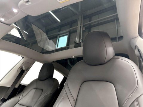 Tesla Model 3 (Dual Motor) Performance Saloon 4dr Electric Auto 4WDE (Performance Upgrade 17