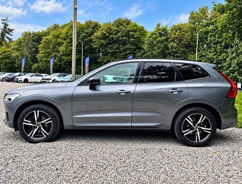 Volvo XC60 2.0 XC60 R-Design B5 MHEV Auto 5dr 10