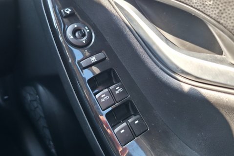 Hyundai ix20 MPI SE NAV LOOK! 1 OWNER! FULL HISTORY! 6 HYUNDAI STAMPS! 30