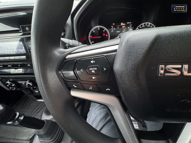 Isuzu D-Max Utility | 1.9 LT | Double Cab | Rear Diff Lock | Camera | EURO 6 19