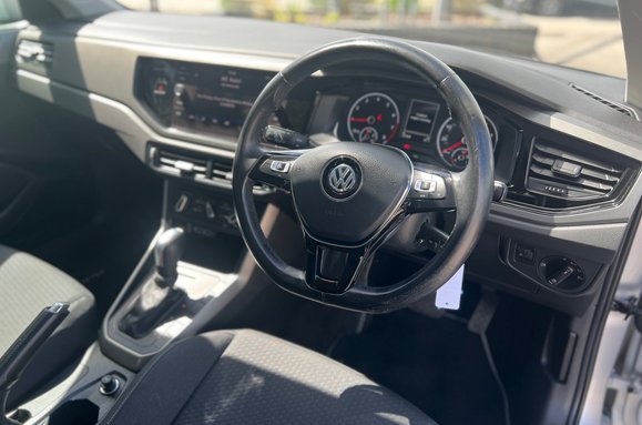 Volkswagen Polo SE TSI DSG AUTOMATIC 5 DOOR 17