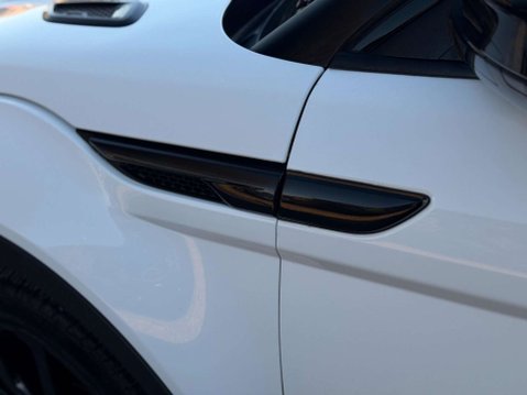 Land Rover Range Rover Evoque 2.2 SD4 Dynamic Auto 4WD Euro 5 (s/s) 3dr 23