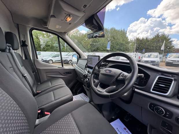 Ford Transit LWB L3H2 Med Roof Limited 350 Air Con Alloys Camera Nav Sensors EURO 6 21