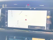 Land Rover Range Rover Evoque 2.0 D200 R-DYNAMIC HSE MHEV 17