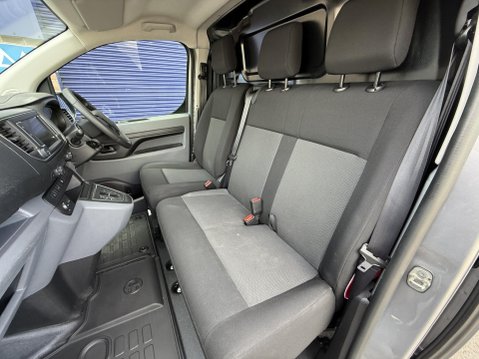 Vauxhall Vivaro 3100 75kWh Dynamic Panel Van 6dr Electric Auto L1 H1 (7.4kW Charger) (136 p 38