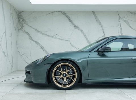 Porsche 911 GT3 Touring (992) 4